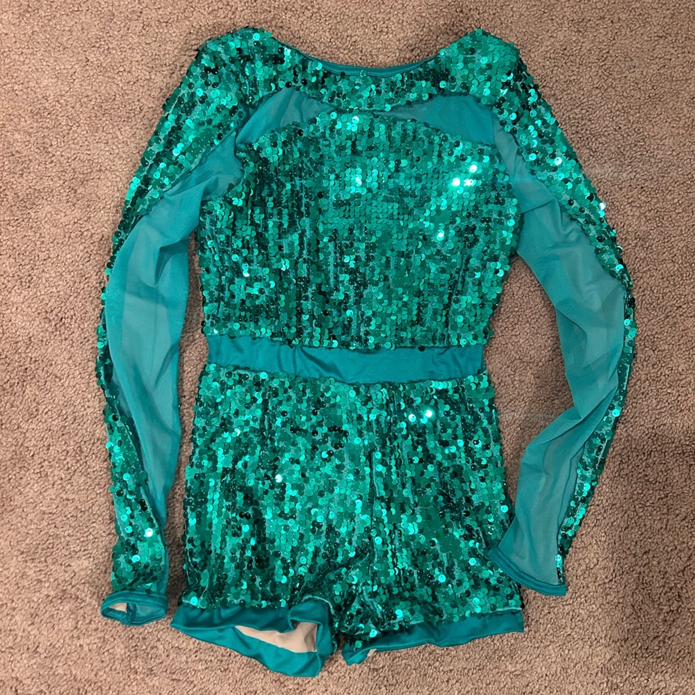 Dance Costume - Picture 3 of 6